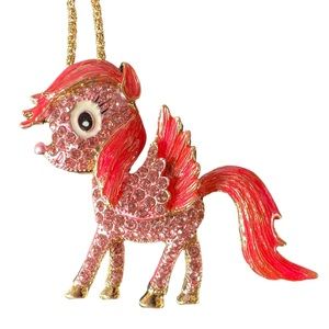 🐴 NWT! Pink Pegasus Crystal Necklace